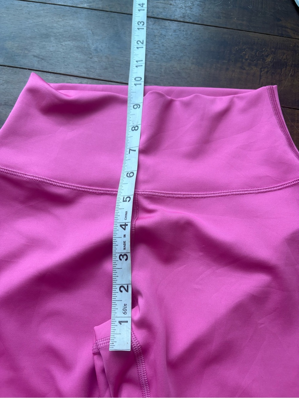 ALO high waisted Airlift pink leggings - Picture 10 of 13